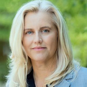 Photo of Melissa Rowe
