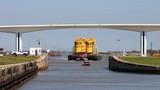 A 72-feet-wide tow enters the east lock of the Colorado River Locks, photo by Isidro Reyna/U.S. Army Corps of Engineers
