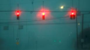 Street lights are pictured as Hurricane Milton approaches in Orlando, Florida, October 9, 2024, photo by Jose Luis Gonzalez/Reuters
