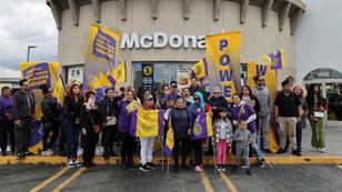California fast food workers celebrate the minimum wage increase to $20 an hour in Los Angeles, California, April 5, 2024, photo by Aude Guerrucci/Reuters