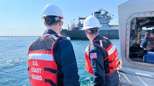 the U.S. Coast Guard, along with state and local agencies, respond to the <em>Manitowoc</em> diesel fuel spill in Lake Michigan, August 2, 2023, photo by Seaman Christine Bills/U.S. Coast Guard